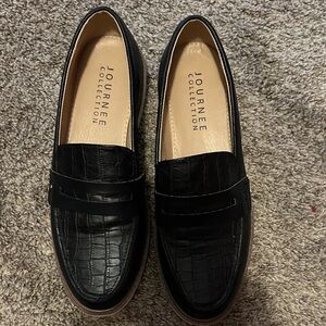 Journee Black Loafers